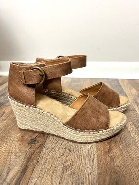 White Mountain Espadrille Wedge Sandals